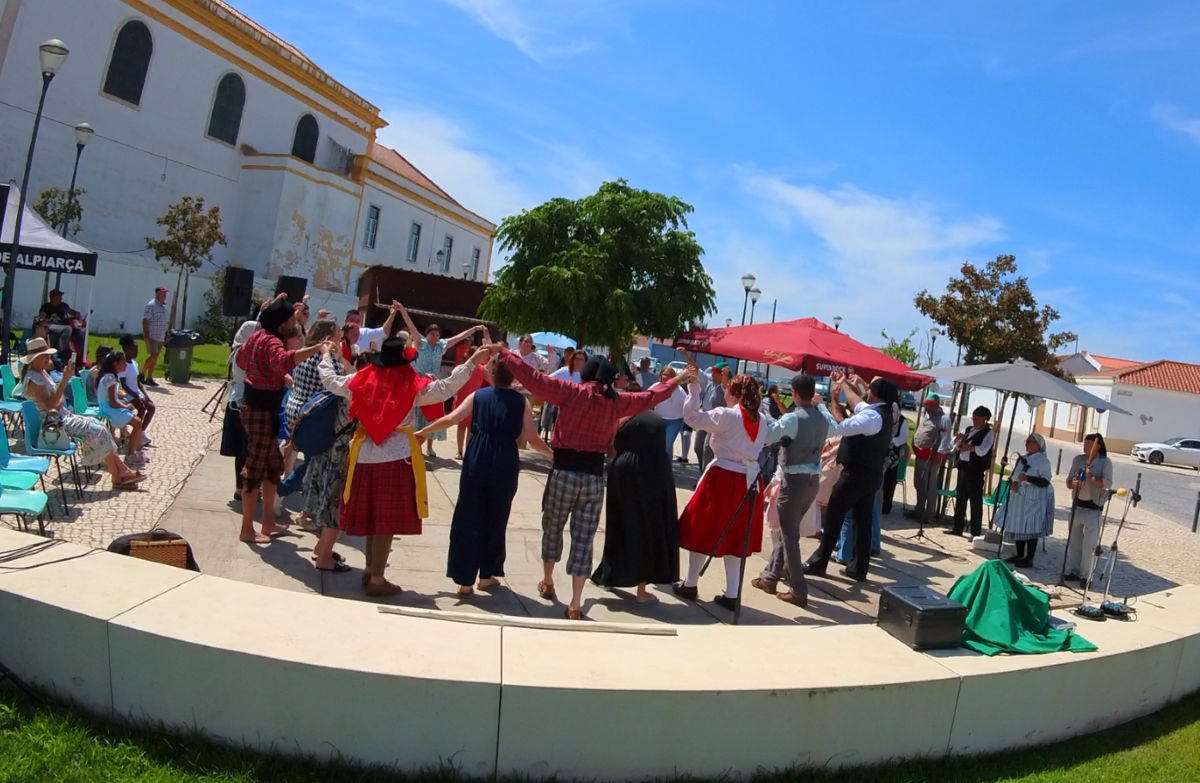 18-Volkstanz in Almeirim